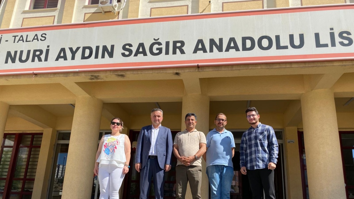 İl Milli Eğitim müdürümüz Coşkun ESEN bugün okulumuzu ziyaret etmiştir